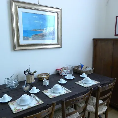 ベッド・アンド・ブレックファスト B&B Conti Di Lecce レッチェ