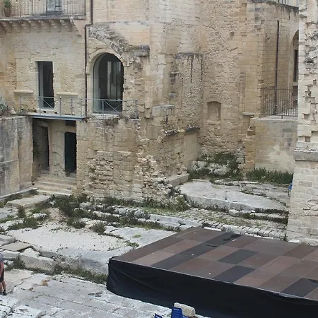 B&B Conti Di Lecce ベッド・アンド・ブレックファスト レッチェ
