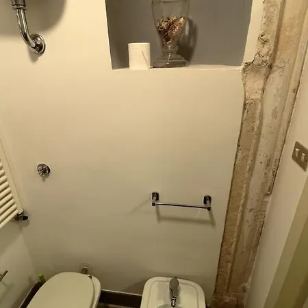 ベッド・アンド・ブレックファスト B&B Conti Di Lecce
